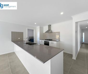 Brand New Modern 4-Bedroom Be The First Ever Tenant! - Photo 4