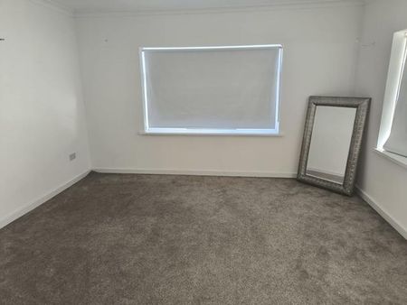 3 bedroom bungalow to rent - Photo 3