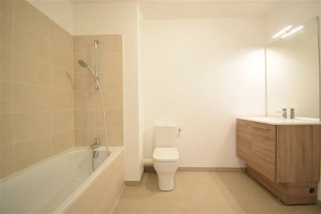 Location appartement 2 pièces - 44m² à Hyeres les palmiers (83400) - Photo 5