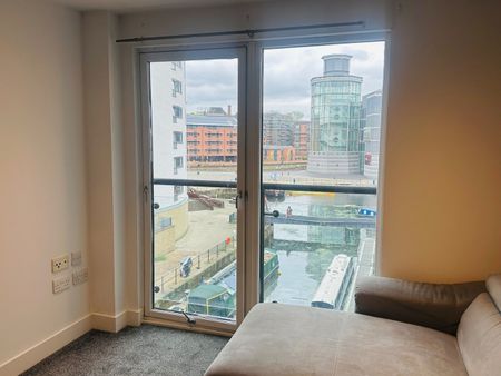 1 Bed Flat, Armouries Way, LS10 - Photo 3