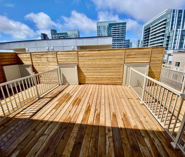 For Lease - 131 Honeycrisp Crescent Unit# TH223, Vaughan, Ontario - Photo 2