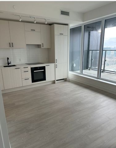 For Lease - 1 Quarrington Lane Unit# 2015, Toronto, Ontario - Photo 3