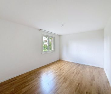 Appartement de 3.5 pièces au rez-de-chaussée - Photo 2