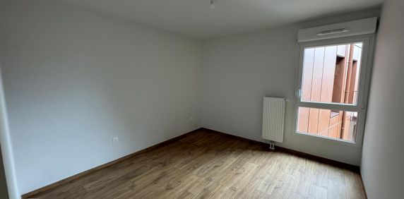 Location Appartement 3 pièces 66m² HAUBOURDIN 59320 - Photo 2
