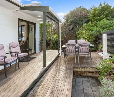 32a Transom Close, Porirua - Photo 2