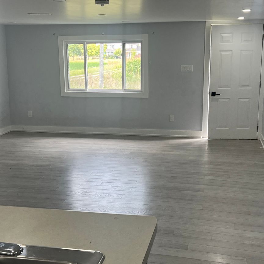 For Lease - 6800 sixteen Street, West Lincoln, Ontario - Photo 1