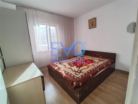 Apartament cu 2 camere de inchiriat, etajul 1 in zona Alexandru cel Bun - Photo 3