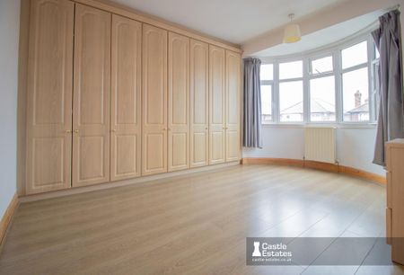 3 bedroom detached house to rent - Photo 2