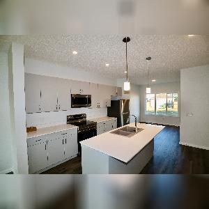 3 Bed 2.5 Bath Dbl Garage Sienna Fort Saskatchewan - Photo 1