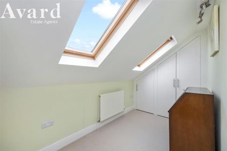 3 bedroom semi-detached bungalow to rent - Photo 3