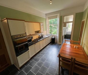 2 bedroom flat to rent - Photo 6