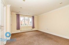 Green Approach, Carlton Nottingham - Photo 1