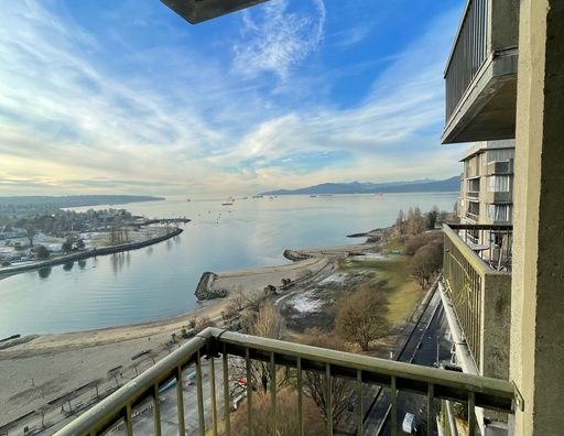 22nd floor Beach Side Building with 1 Bedroom AVAILABLE NOW (Ocean View) | 1133 Beach Avenue, Vancouver - Photo 1