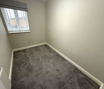 3 Bedroom House - Georgina Close, Totton - Photo 1