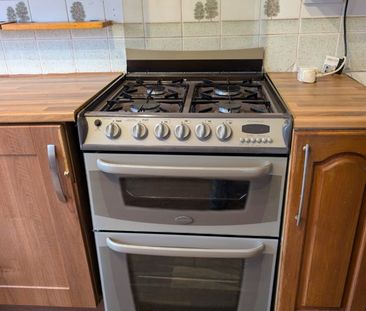 3 Bed Terraced House, Shelfield Close, CV5 - Photo 6