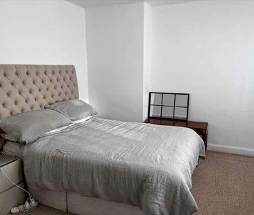 Hazlemere Road, Slough, Slough, SL2 - Photo 3