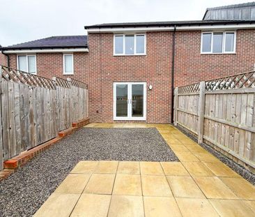 2 bedroom terraced house to rent - Photo 3