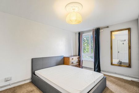 Boleyn Road - Photo 2