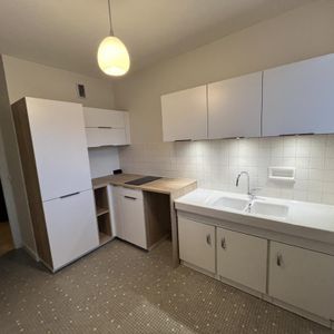 Location Appartement 1 pièce 30m² AIX LES BAINS 73100 - Photo 2