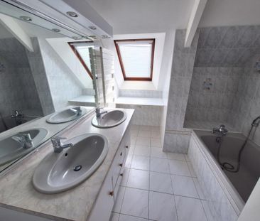 Maison T7 à louer Goven - 150 m² - Photo 6
