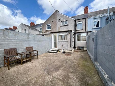 2 bedroom terraced house to rent - Photo 3