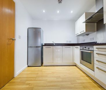 2 bedroom apartment to rent - Photo 2