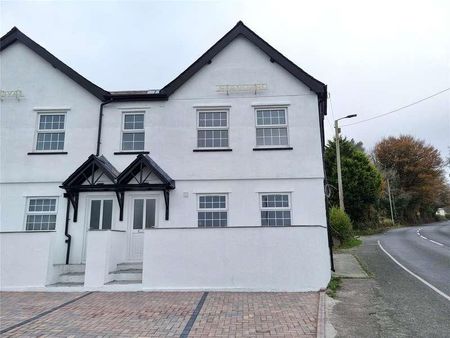 The Old Royal Standard, Mary Tavy, Tavistock, Devon, PL19 - Photo 2