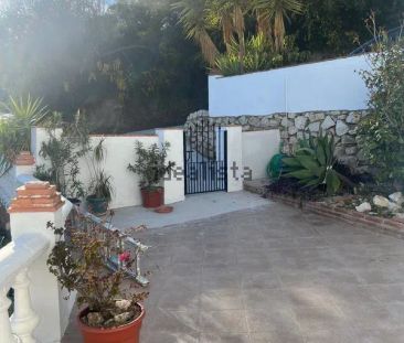 Alquiler de casa o chalet independiente en Urbanizacion los esparta... - Photo 1