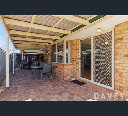 44 Honours Rise, Marangaroo, WA 6064 - Photo 5
