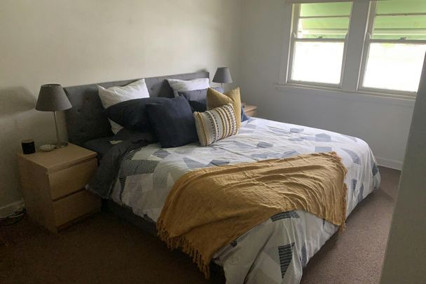 Neat 2 Bedroom property. - Photo 1