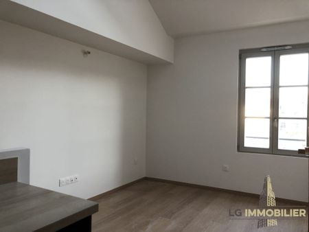 COMPIEGNE COMPIEGNE - TYPE 3 EN DUPLEX - Photo 4