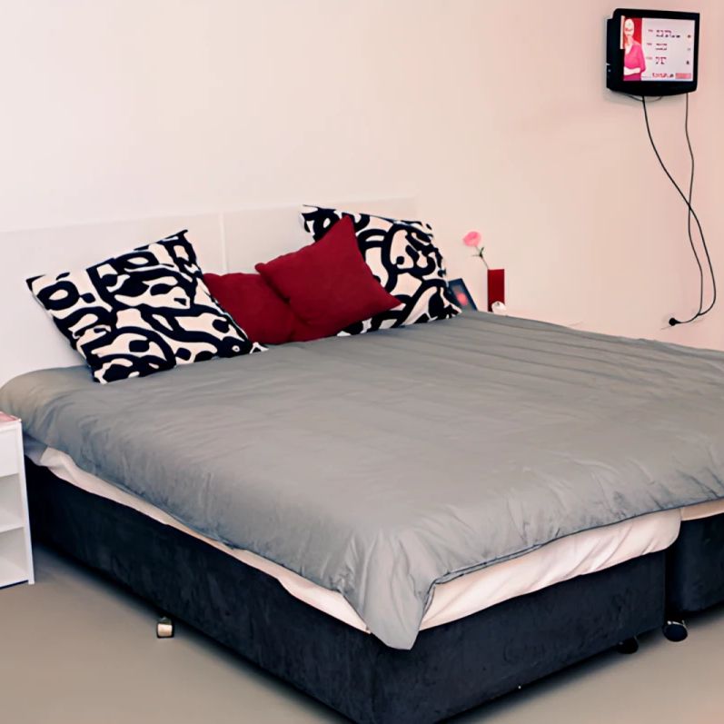 1 Bedroom+study Single occupancy - Photo 1