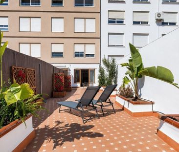1 room luxury Apartment for rent in Valencia, Spain - Photo 5