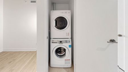 For Lease - 185 Roehampton Avenue Unit# 520, Toronto, Ontario - Photo 4
