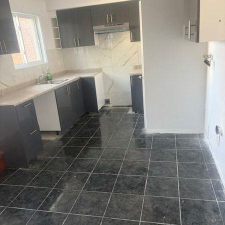 Belle maison de ville à louer dès maintenant 1995$ RDP - Rivière-des-Prairies Montréal - Photo 4