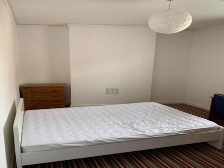 5 bedroom house to rent - Photo 2