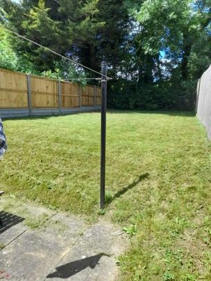 4 bedroom terraced house to rent - Photo 1