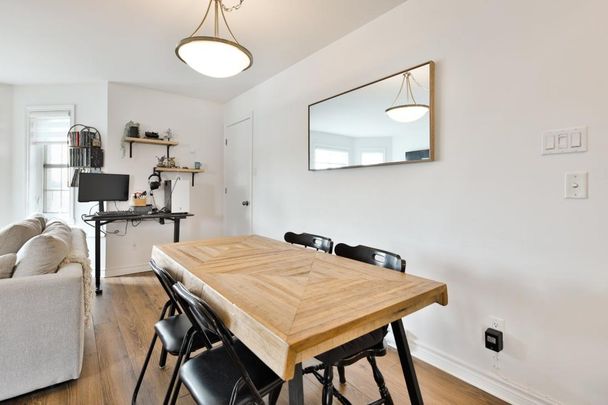 Appartement à louer - Laval (Chomedey) (Carrefour Saint-Martin) - Photo 1