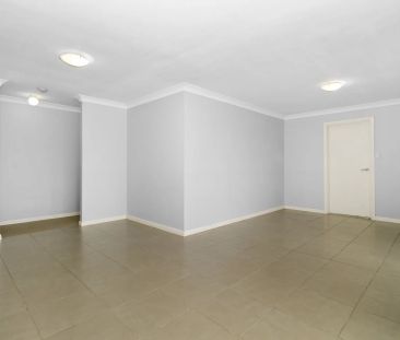 4 Bedroom Home - Photo 4