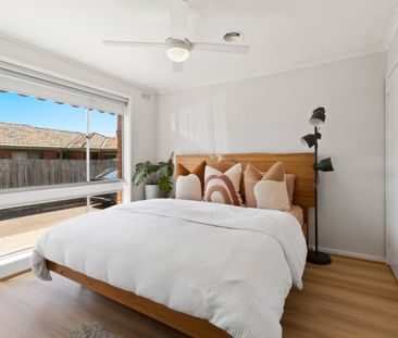 Tranquil Retreat in Prime Preston Location - Photo 2