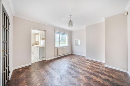 3 bedroom detached house to rent - Photo 2