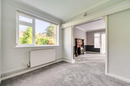 2 bedroom maisonette to rent - Photo 5