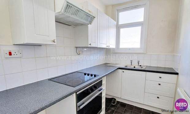 1 bedroom property to rent in Leigh On Sea - Photo 1