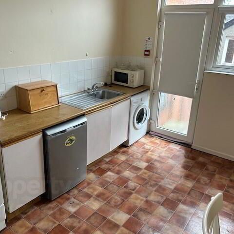 Apt 3, 84 Fitzroy Avenue, BT71HX, Belfast - Photo 1