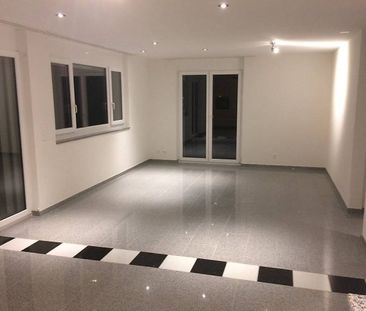 For rent – 3.5 room duplex apartment – 120 m² – Morens (FR) – Stunn... - Photo 5