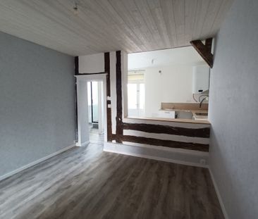 Location Appartement 2 pièces 50m² LA GUERCHE DE BRETAGNE 35130 - Photo 1