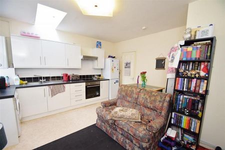 1 bedroom flat to rent - Photo 3