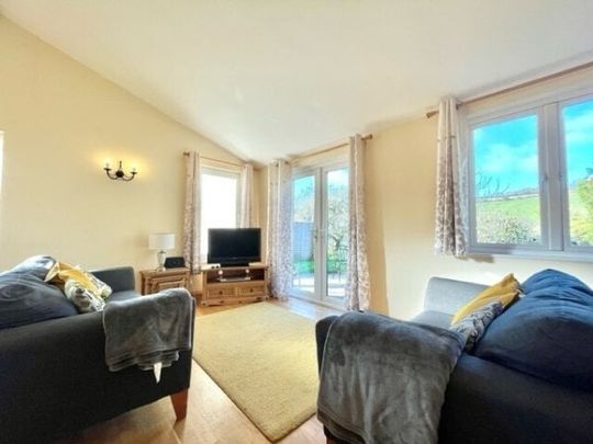 Hensting Lane, Owslebury, Winchester - Photo 1