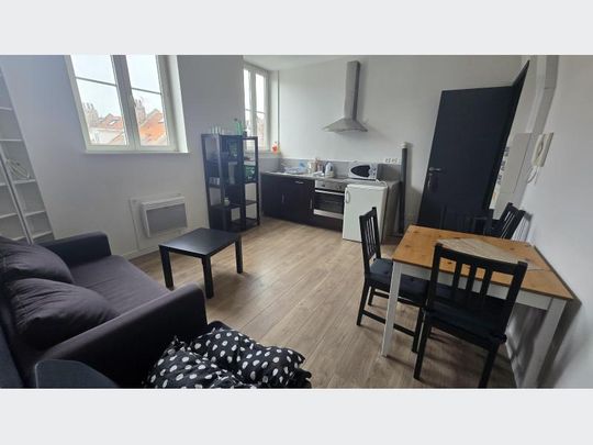 Appartement à Louer à LILLE 1010 € - Photo 1