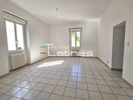 Location Appartement 2 pièces 57m² NIMES 30000 - Photo 2
